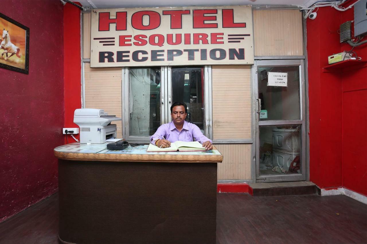 Oyo 39830 Hotel Esquire Meerut Ngoại thất bức ảnh