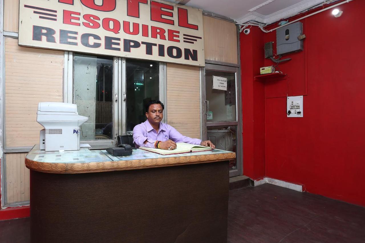 Oyo 39830 Hotel Esquire Meerut Ngoại thất bức ảnh